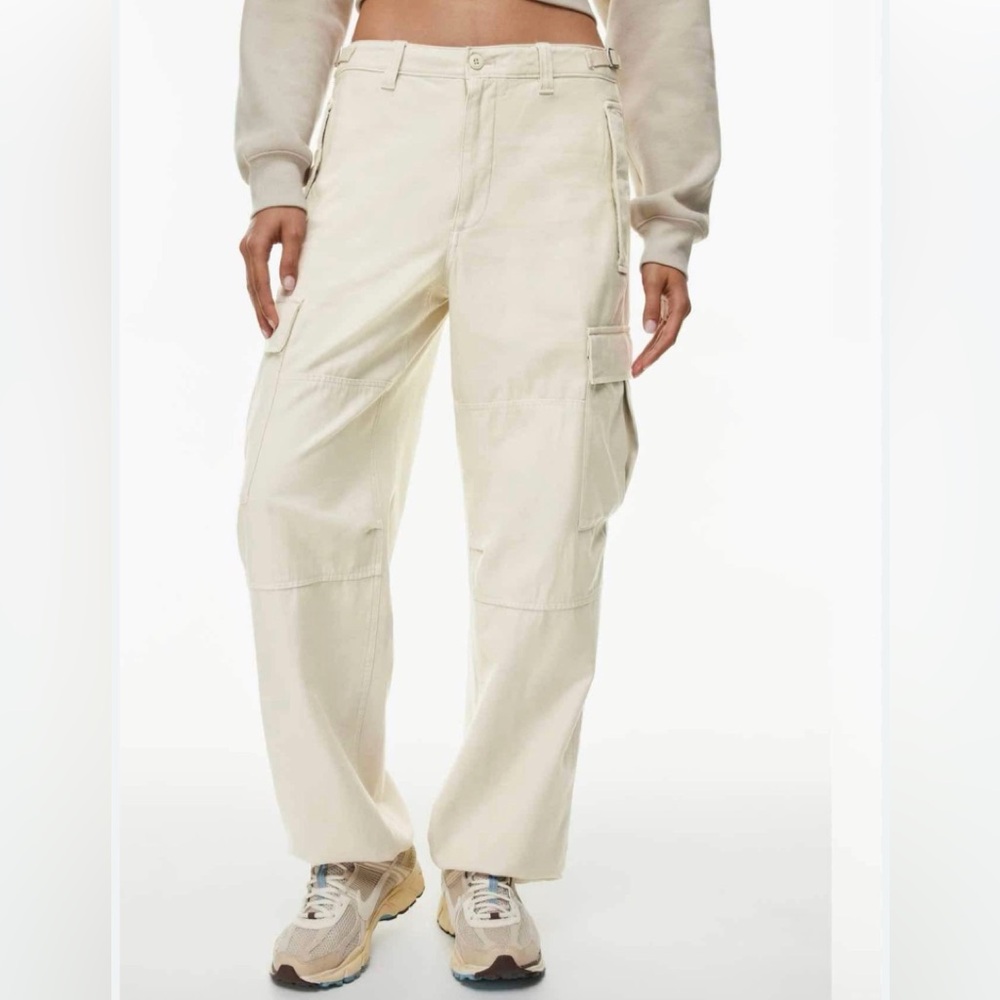 Aritzia The Group Babaton‎ $175 Supply White Baggy Cargo Pants Sz 6x26 EUC